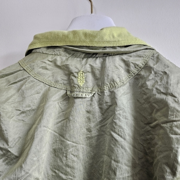 New Free People FP Movement Opal Green Mist Workout Windbreaker Jacket Medium - Picture 12 of 15